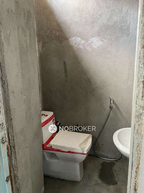 Godown/Warehouse in Hari Nagar, Delhi for sale 