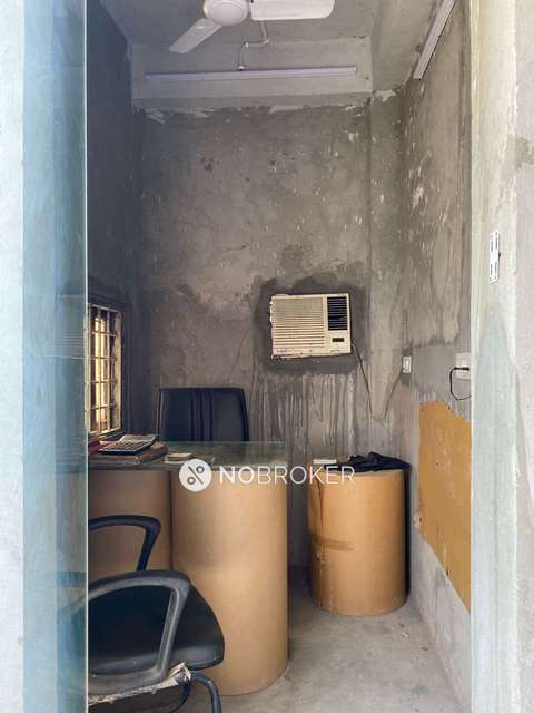 Godown/Warehouse in Hari Nagar, Delhi for sale 