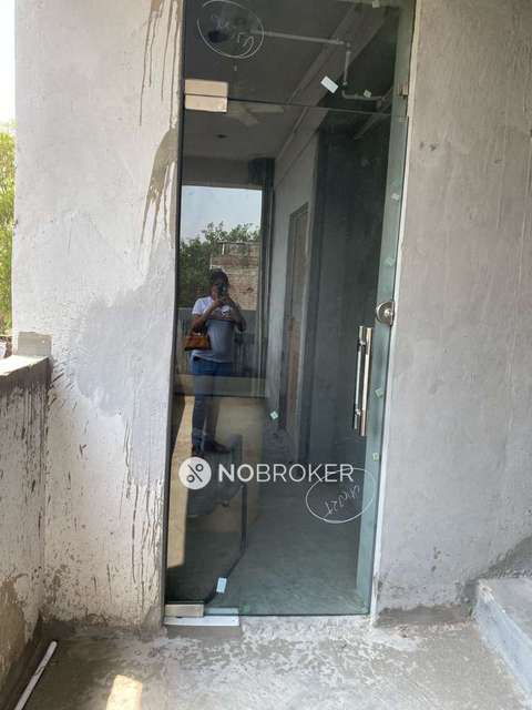 Godown/Warehouse in Hari Nagar, Delhi for sale 