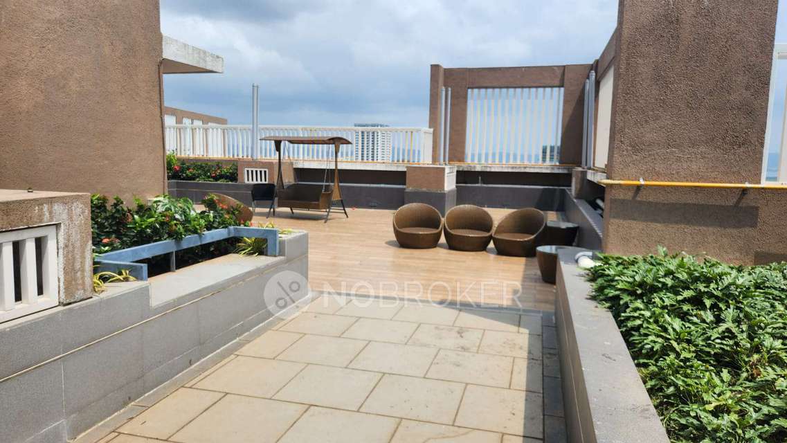 2 BHK Flat In Blumen  For Sale  In Vikhroli West