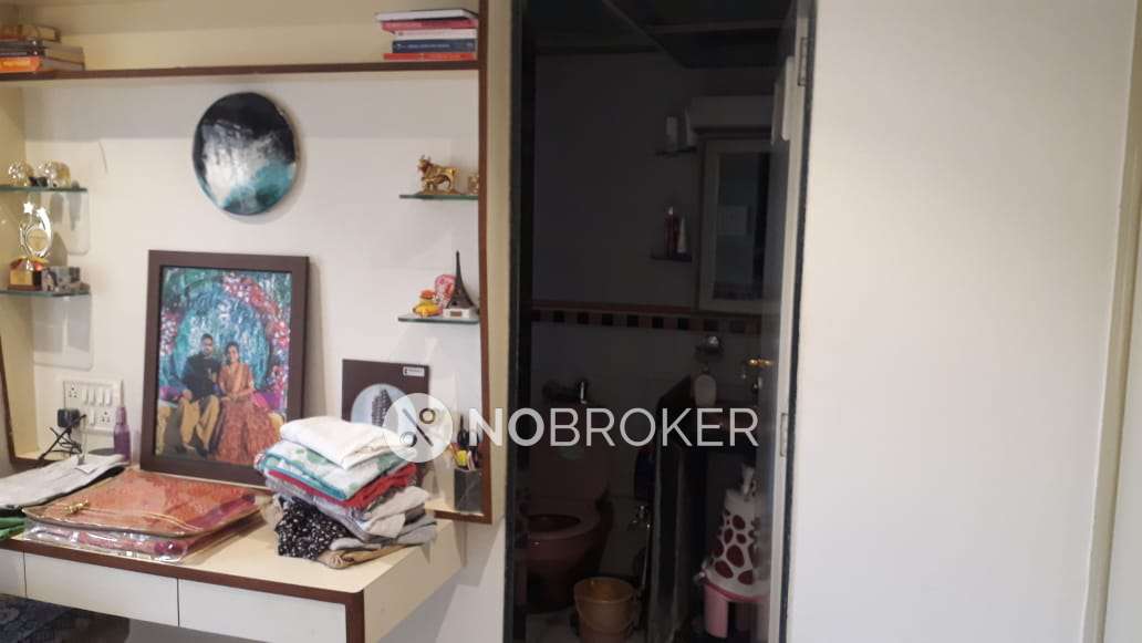 3 BHK Flat In Twin Apartment For Sale  In Malad West