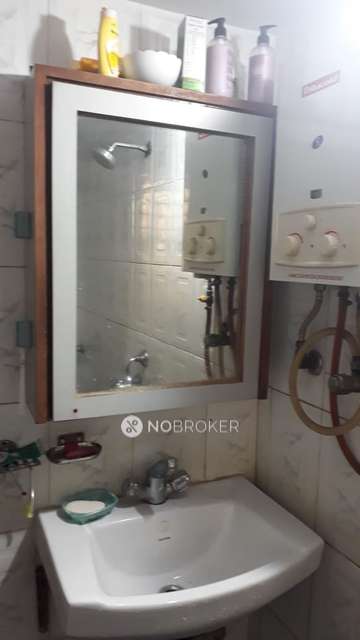 3 BHK Flat In Twin Apartment For Sale  In Malad West