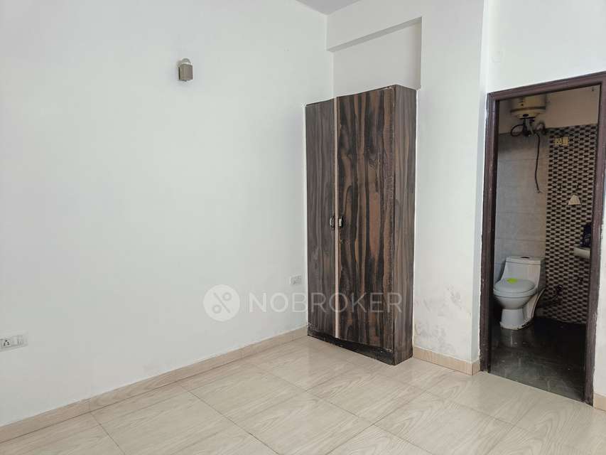 3 BHK Flat In Metro Appt For Sale  In Vaishali