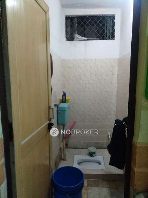 2 BHK Flat For Sale  In Laxmi Nagar