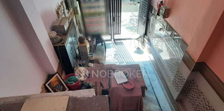 4+ BHK Flat For Sale  In Kakrola