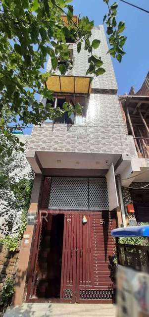 4+ BHK Flat For Sale  In Kakrola