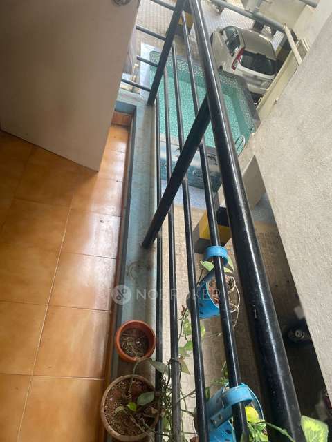 2 BHK Flat In Prabhavathi Paramount For Sale  In Electronic City