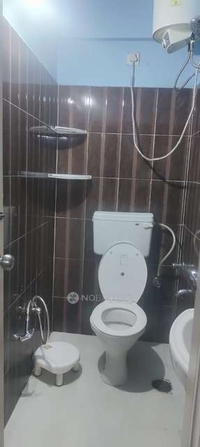 2 BHK Flat In Prabhavathi Paramount For Sale  In Electronic City