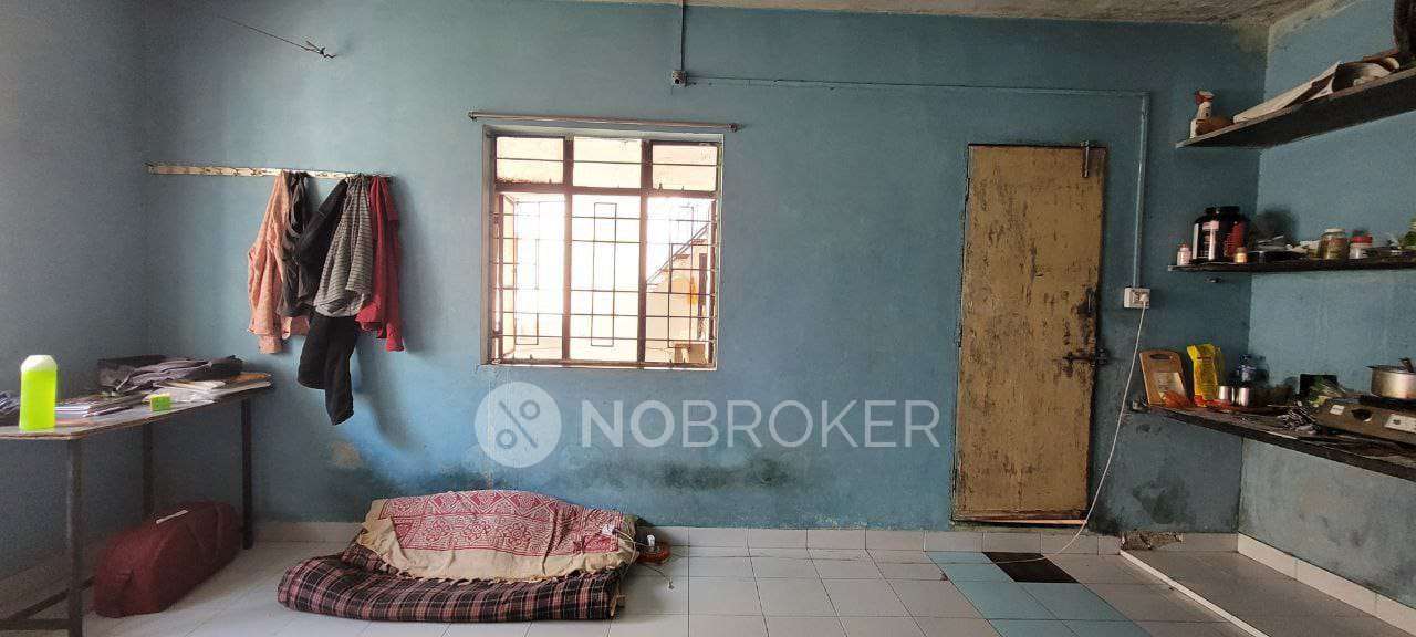 Shared Room for Male In 1 RK In Karve Nagar