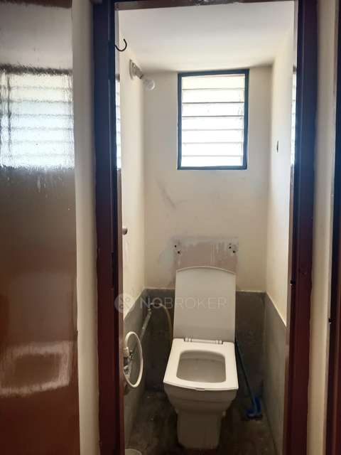 1 BHK Flat In Swathi Apartment For Sale  In Chamrajpet