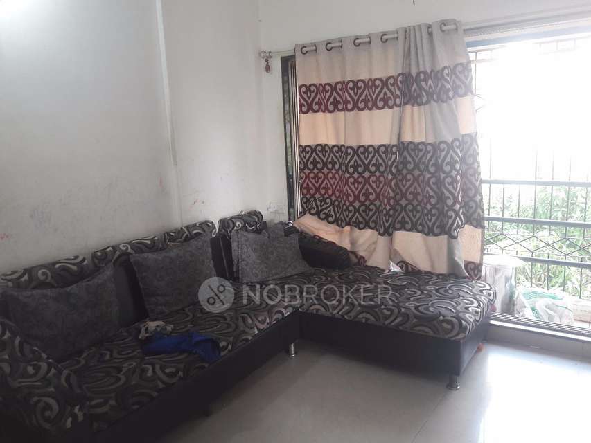 1 BHK Flat In Dingeshwar Housing Coperative Society Limited For Sale  In Kandivali West