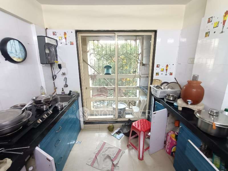 1 BHK Flat In Dingeshwar Housing Coperative Society Limited For Sale  In Kandivali West