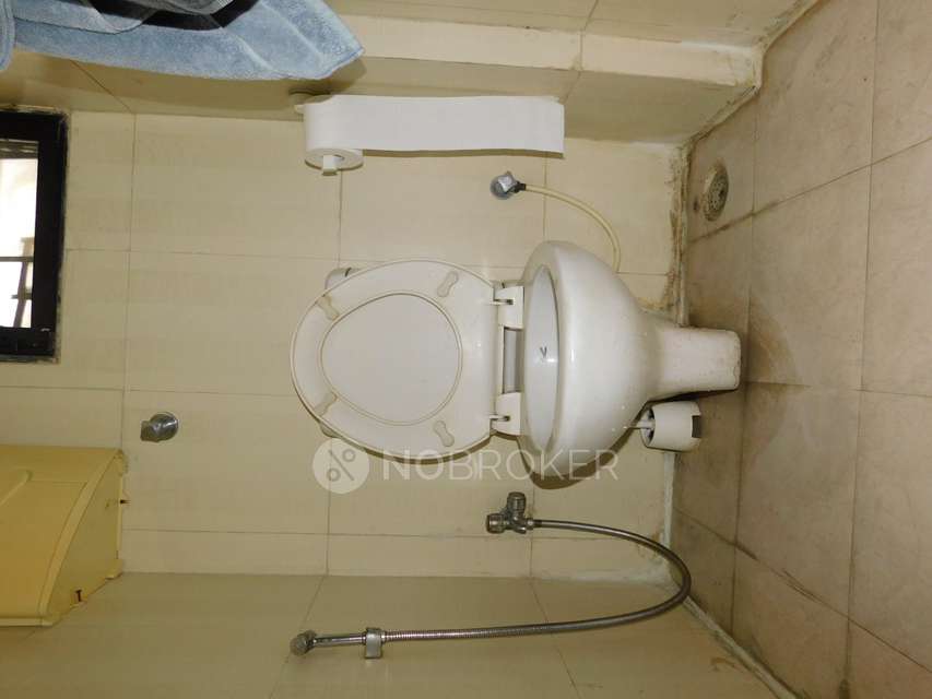 2 BHK Flat In Tilak Nagar Building Number 84 %28 Sahakarya Chs%29 For Sale  In Kurla East