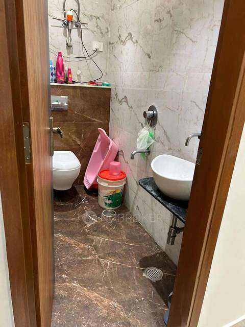 2 BHK Flat In Standolone Building For Sale  In J2pj+4qq, Sector 2, Mohan Garden, Razapur Khurd, Delhi, 110066, India