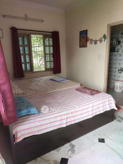 2 BHK Flat In Lords Enclave For Sale  In Marathahalli