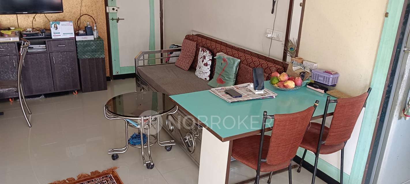 1 BHK Flat In Siddhivinayak Niwara For Sale  In Lower Parel