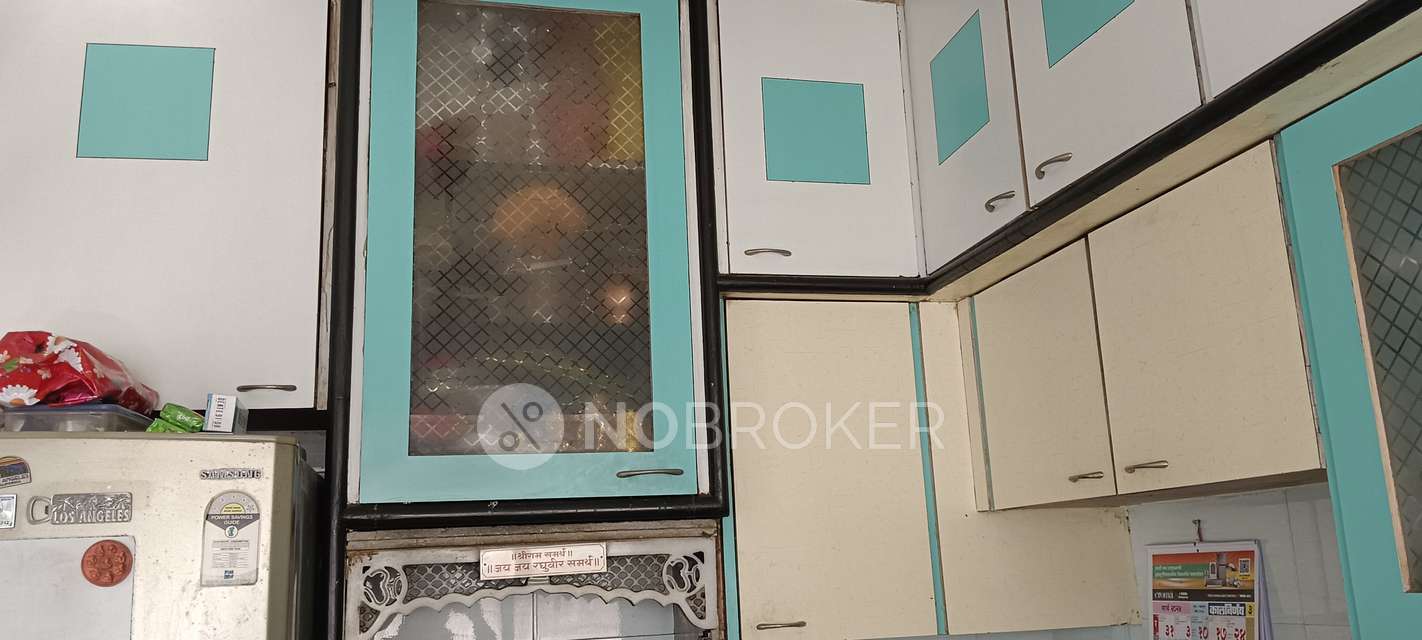 1 BHK Flat In Siddhivinayak Niwara For Sale  In Lower Parel