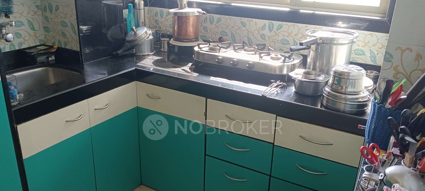 1 BHK Flat In Siddhivinayak Niwara For Sale  In Lower Parel