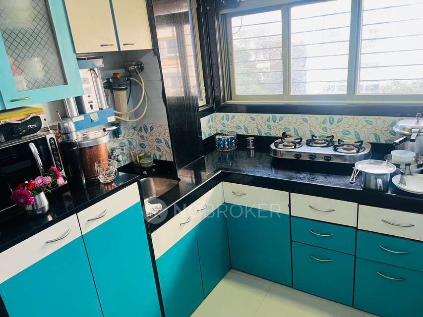 1 BHK Flat In Siddhivinayak Niwara For Sale  In Lower Parel