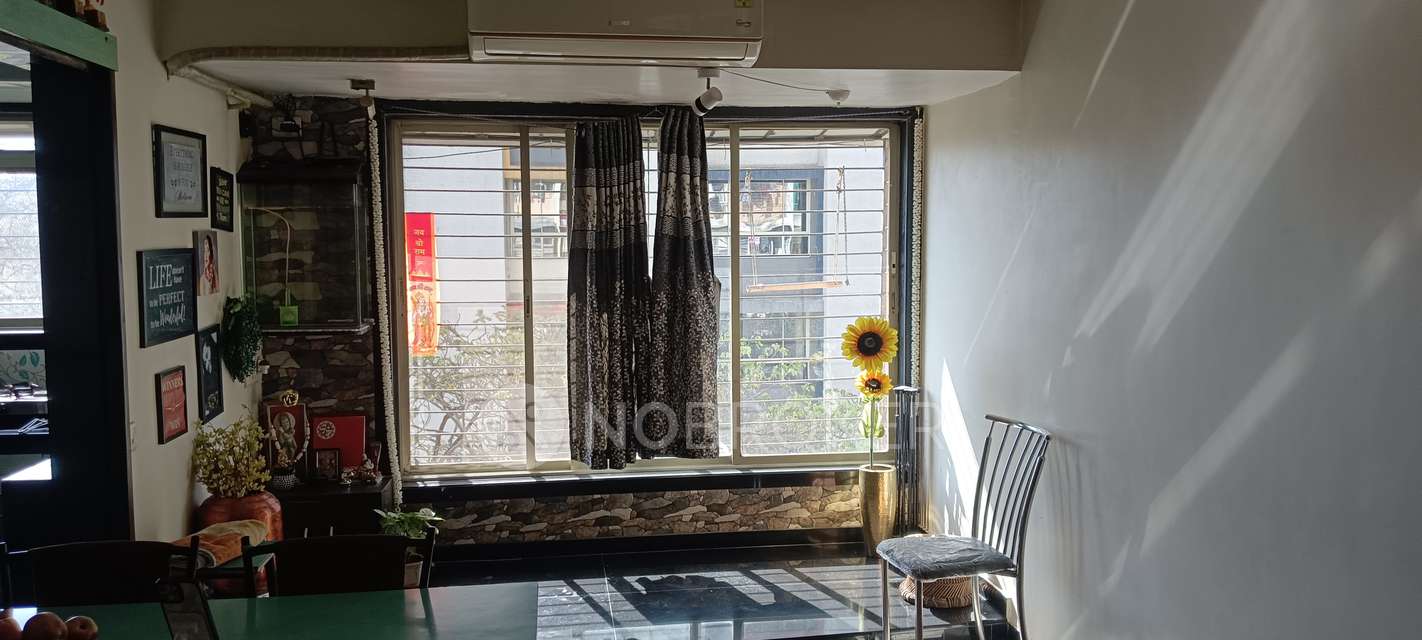 1 BHK Flat In Siddhivinayak Niwara For Sale  In Lower Parel