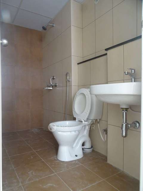 2 BHK Flat In Tvs Emerald Atrium, Kollapakkam For Sale  In Kollapakkam