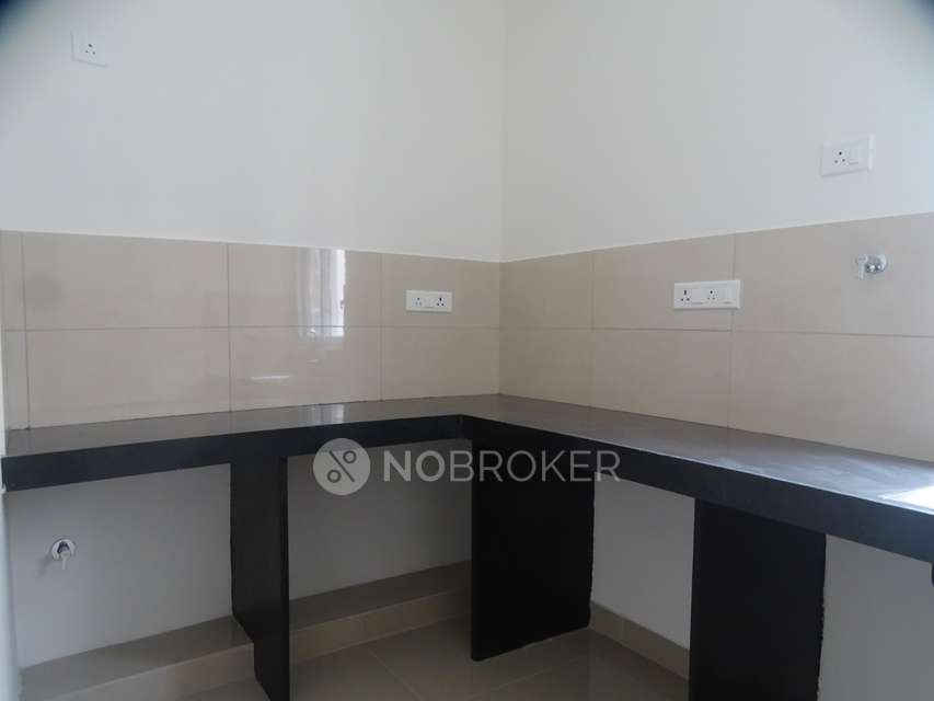 2 BHK Flat In Tvs Emerald Atrium, Kollapakkam For Sale  In Kollapakkam