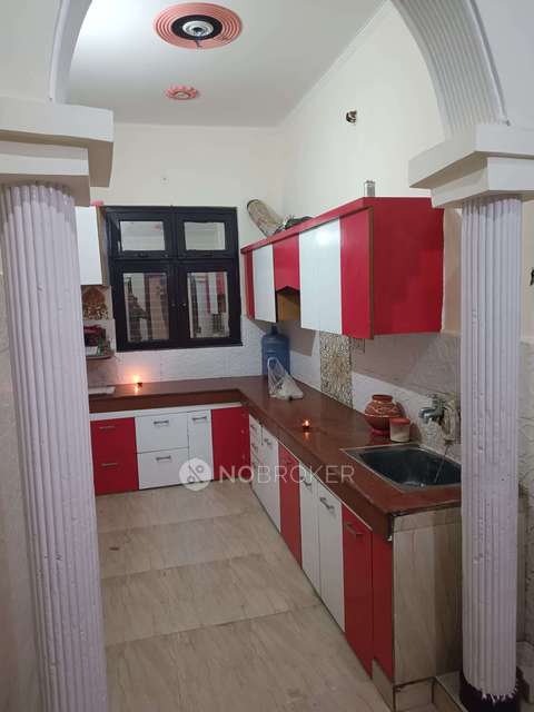 4+ BHK Flat For Sale  In Shivpuri 