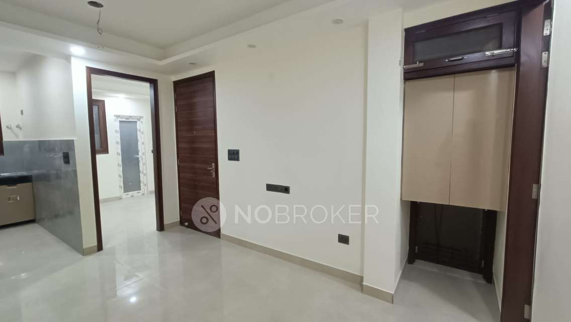 2 BHK Flat In B56 For Sale  In Vasant Kunj Enclave