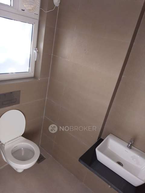 2 BHK Flat In Gardina For Sale  In  Santacruz East