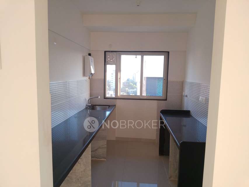 2 BHK Flat In Gardina For Sale  In  Santacruz East