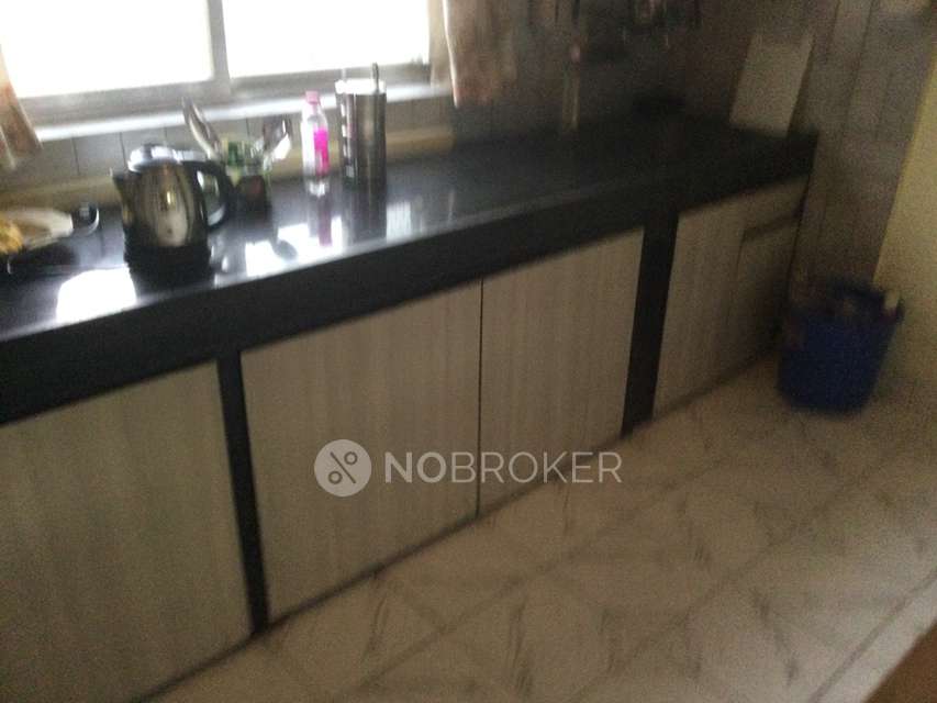 2 BHK Flat In Reggo Manor For Sale  In Bandra West