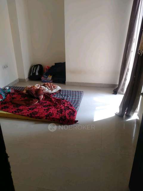 Single Room for Male In 2 BHK  In Ajnara Homes In Ajnara Homes