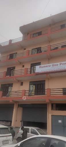 PG for Boys in Sector 135