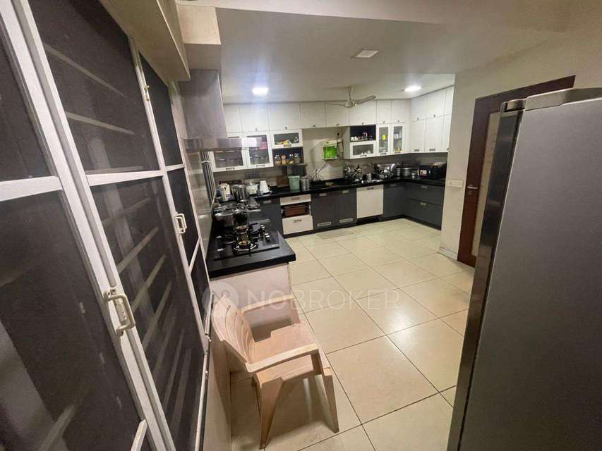 4+ BHK Flat In Gvspl Green Park, Nungambakkam For Sale  In Nungambakkam