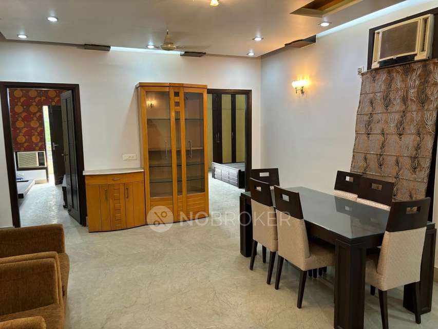 4+ BHK Flat For Sale  In Shakti Nagar