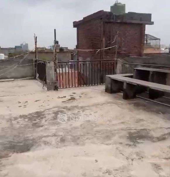 4+ BHK Flat In Chaata Sufi Hauzkazi  For Sale  In  Chandni Chowk