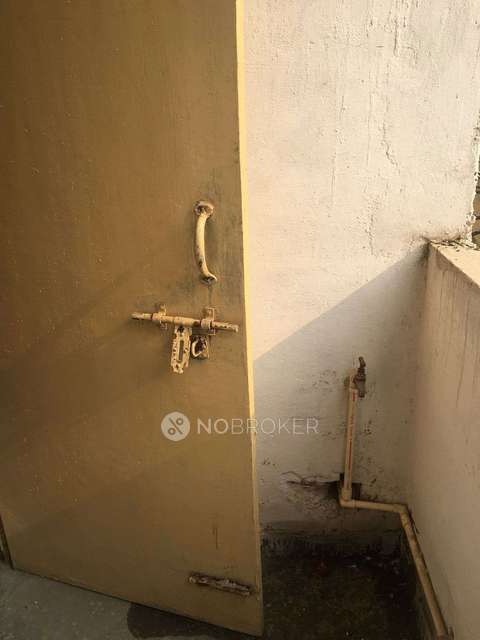 1 RK Flat In Dda Flats For Sale  In Rohini