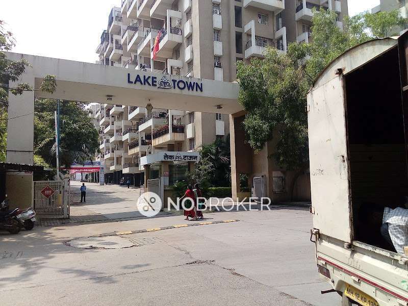 3 BHK Flat In Lake Town for Rent  In Pune