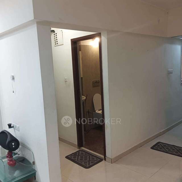 2 BHK Flat In Ruparel Orion For Sale  In Chembur