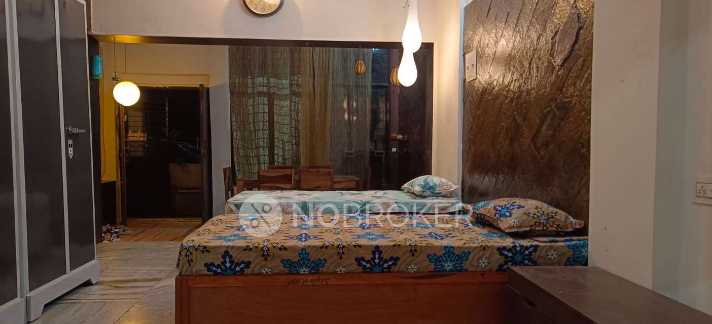 Shared Room for Female In 3 BHK  In Navi Mumbai