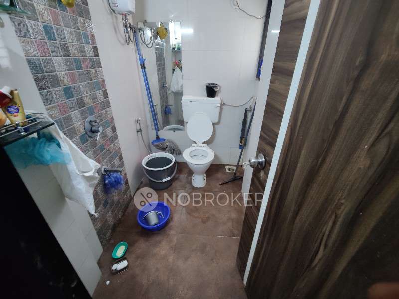 1 BHK Flat In Galaxy Apartment For Sale  In Vile Parle