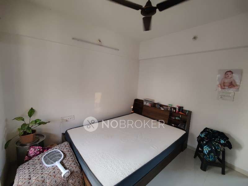 1 BHK Flat In Galaxy Apartment For Sale  In Vile Parle