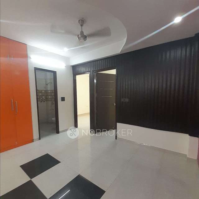 2 BHK Flat In Divya Apartments  For Sale  In Sector 6