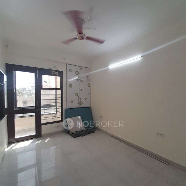 2 BHK Flat In Divya Apartments  For Sale  In Sector 6