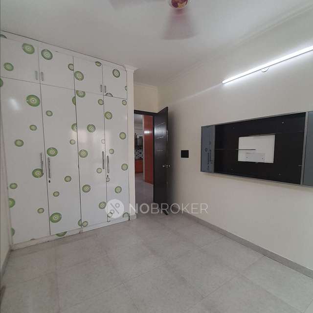 2 BHK Flat In Divya Apartments  For Sale  In Sector 6