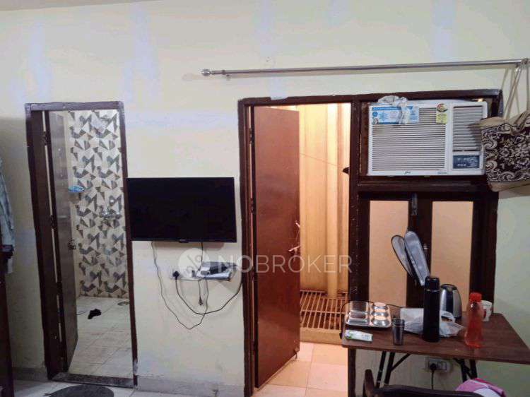 PG for Boys in Sector -45 