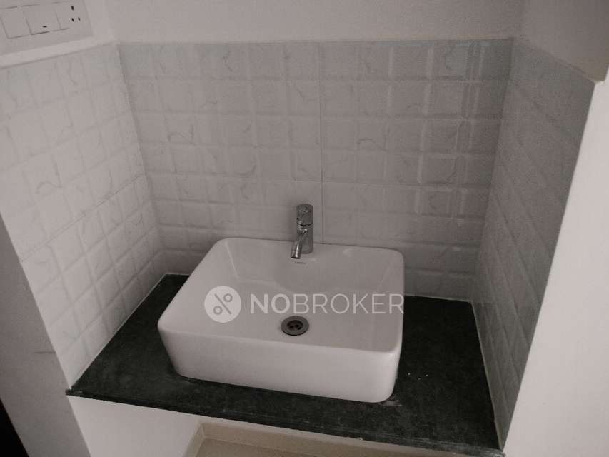 2 BHK Flat In Majestique Nest for Rent  In Near Fursungi Bus Stop