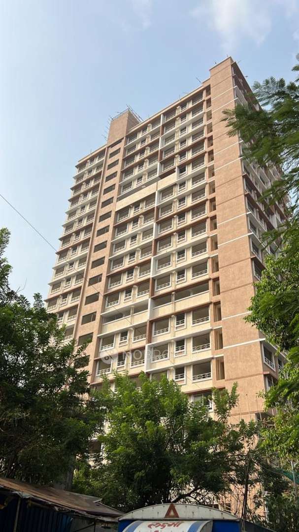 Harshail Hornbill Malad West Rent WITHOUT BROKERAGE Fully furnished 1