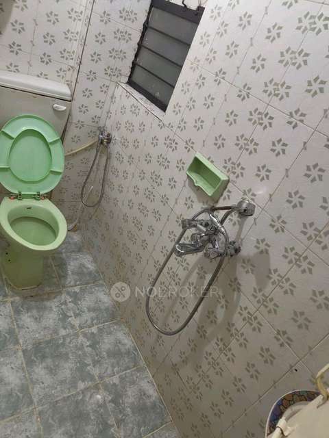 2 BHK Flat In Aradhana Hos Soc  for Rent  In Shahunagar, Chinchwad