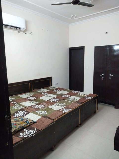 PG for Girls in Sector 10